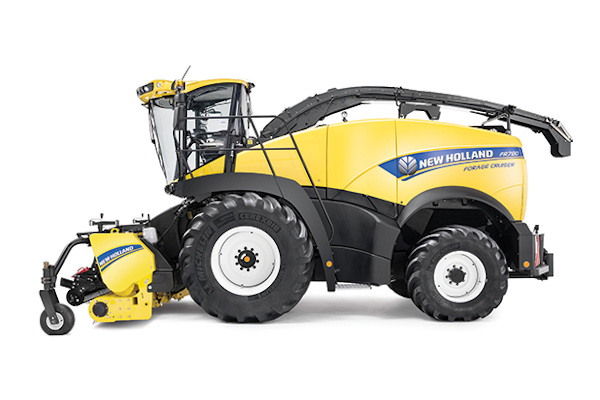 New Holland | Forage Equipment | FR Forage Cruiser SP Forage Harvesters for sale at Coastal Tractor, California