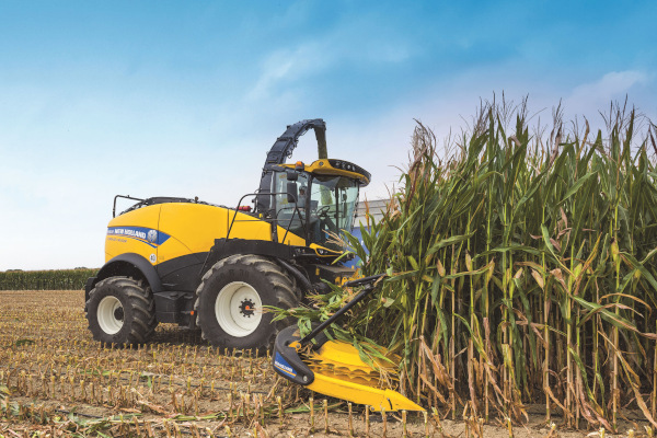 New Holland FR920 for sale at Coastal Tractor, California New Holland FR920 for sale at Coastal Tractor, California